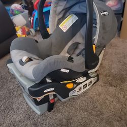 CHICCO INFANT CARSEAT 30.00 Obo