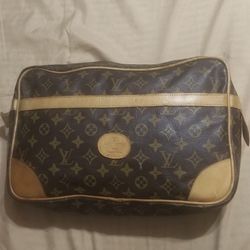 Pochette Accessoire Cloth Clutch Bag Used Very Good Condition 