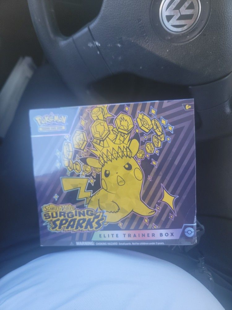 Surging Sparks Elite Trainer Box