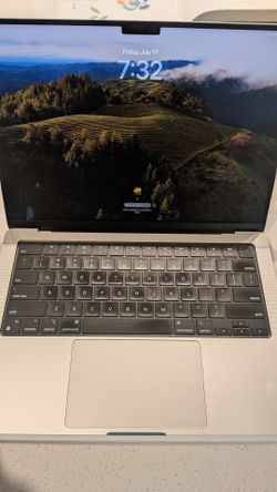 MacBook Pro 14" M1 32 GB RAM, 1 TB SSD