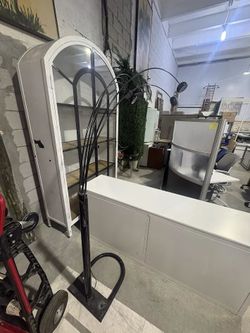 Vintage 5-Arm Arc Floor Lamp in Black & Gold – $300