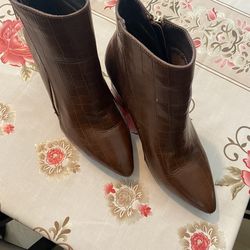 Brown boots
