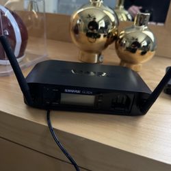 Shure GLX-D Wireless Mic System w/ SM58 – Pro Audio 