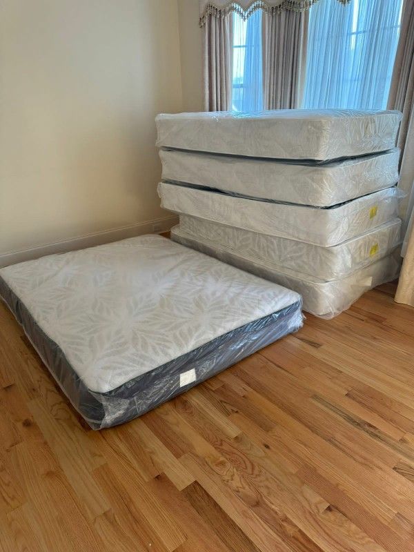 ⭐Queen Mattress Moving Out Sale!.Hurry up ⭐🆓 🔥🏡 🚚.COD⭐🔥