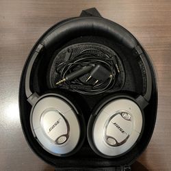 Bose Quiet Comfort 15 Noise Cancelling Headphones