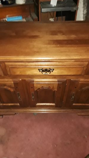Early American Temple Stuart Dining Room Hutch For Sale In Blackstone MA Early American Temple Stuart Dining Room Hutch For Sale In Blackstone MA