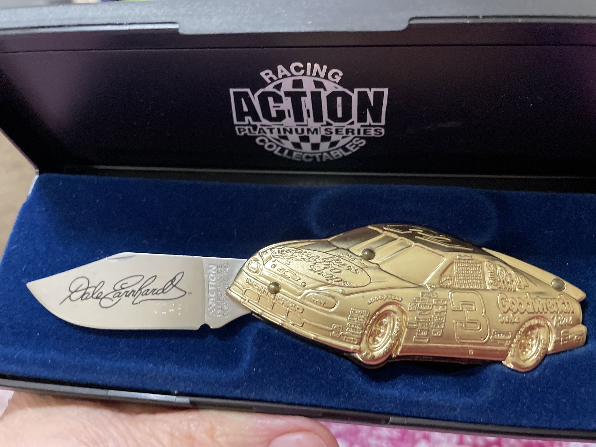 Action Platinum Series Collectors Dale Earnhardt #3 Goodwrench Diecast Car Knife