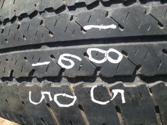 185 60 15 one good car tire for sale
