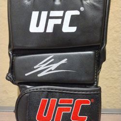 UFC Glove signed Donald Ceronne w/ COA NEW