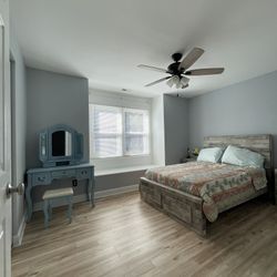 Bed Full Size And 2 Nights Stand 