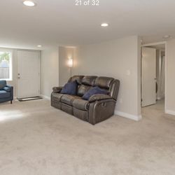 Leather Sofa (Electric Reclining)