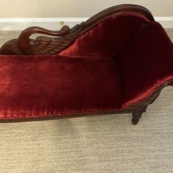 Vintage Carved Swan Parlor Chaise Lounge