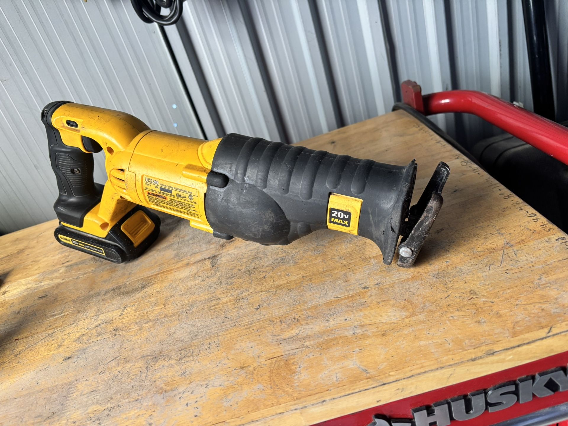 18V Dewalt Saw