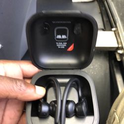 Power Beats Pro Wireless