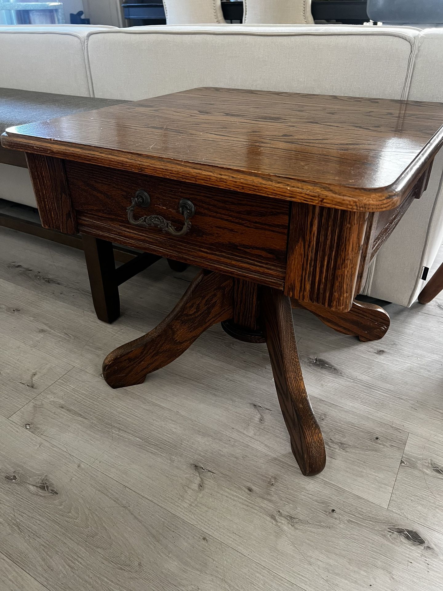 Tiger Oak Wood Side/End Table with Drawer