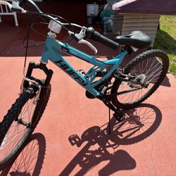 NEW!  24” Huffy Trail Runner $75 Girls/ Ladies/woman NEW BIKE/bicycle