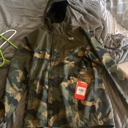 Boys north face winter rain jacket 