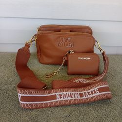 STEVE MADDEN CROSSBODY BAG