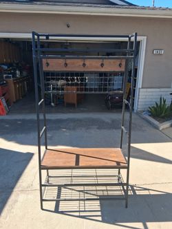 Coat Hanger/Bench