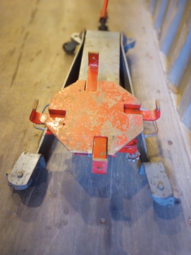 Flat Grey Transmission Jack for Sale in Lakeside, CA OfferUp