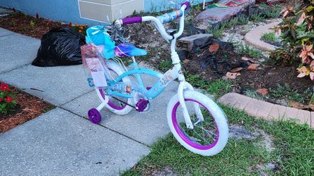 Frozen little girl discount bike