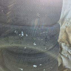 4 275 50 22 BRIDGESTONE 2021 BUILD Date