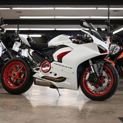 2021 DUCATI PANIGALE V2