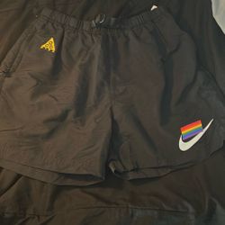 Nike Acg Shorts 