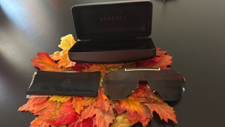 Women’s Versace Sunglasses
