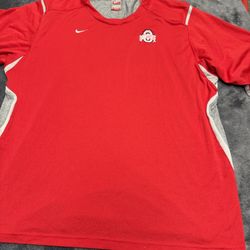 Nike Ohio State Men’s XXL Dri Fit Tee in great shape!  