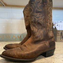 Size 12 Ariats- Perfect Condition