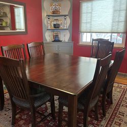 Dinning Room Table and Chairs