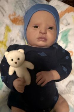 Realistic reborn collectors babydoll