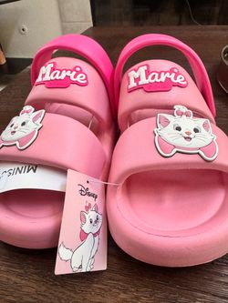 Pantuflas Disney size 7 adult