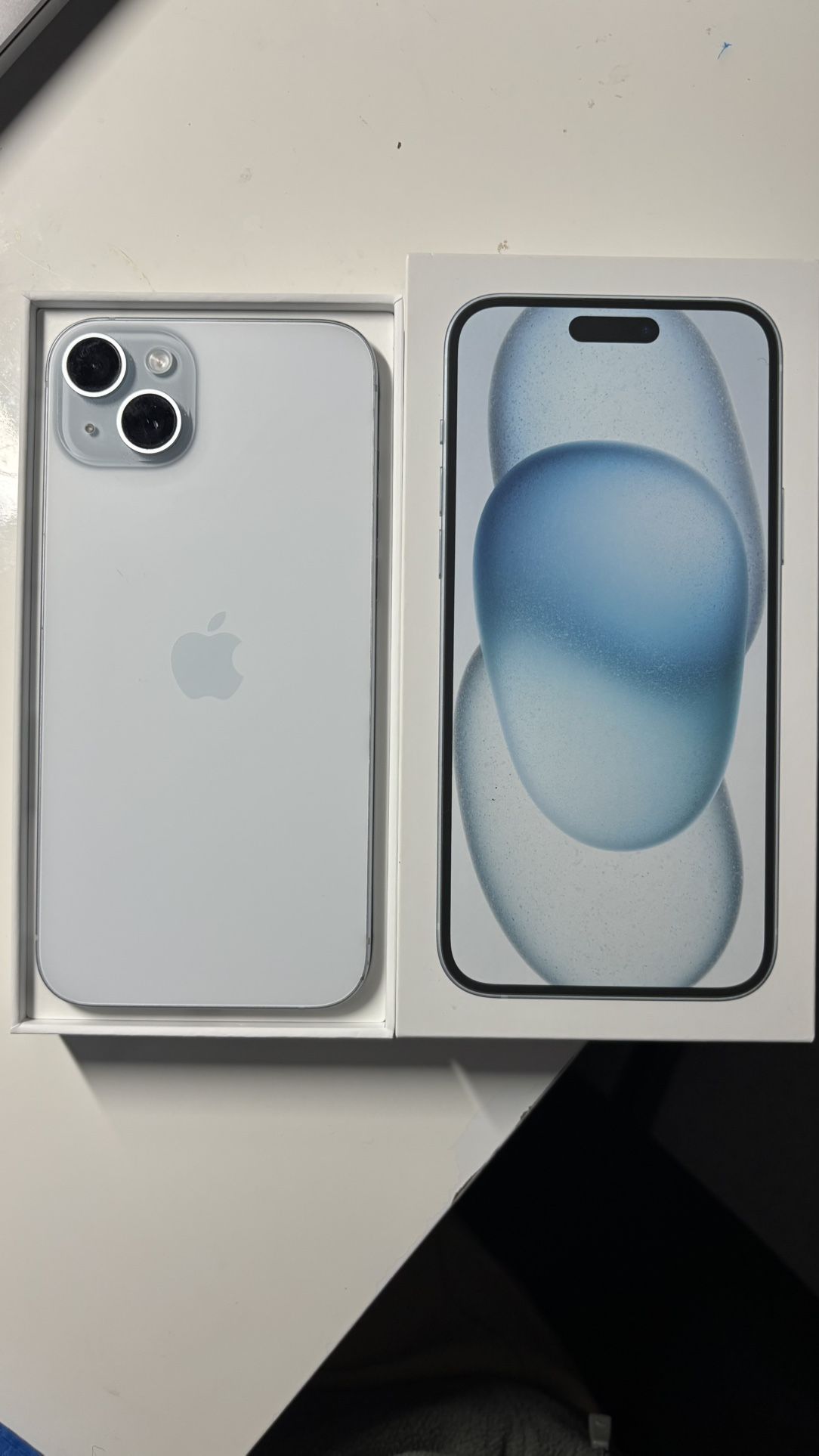 Unlocked iPhone 15 Plus, 93% Battery Health