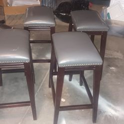 pier1 imports chair Set (4) $62