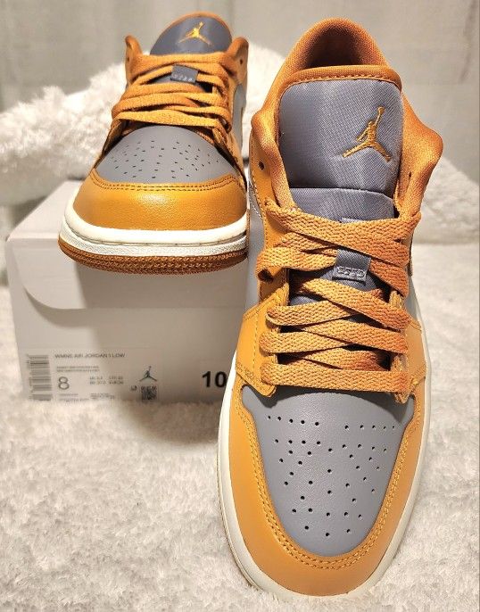 Air Jordan 1 Low Size 8 WMNS ; 6.5 Youth