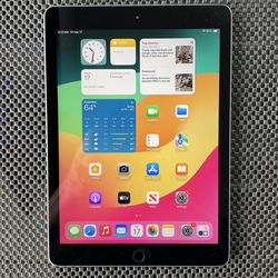 Apple iPad 6th Gen 32 GB Wi-Fi Only