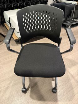 Guest chair $40 each solid in good conditions