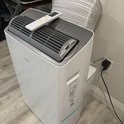 Portable Air Conditioner Midea Duo 14,000 BTU Dual Hose with inverter AC