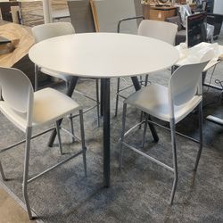 White Bar Height Table And White Bar Stools