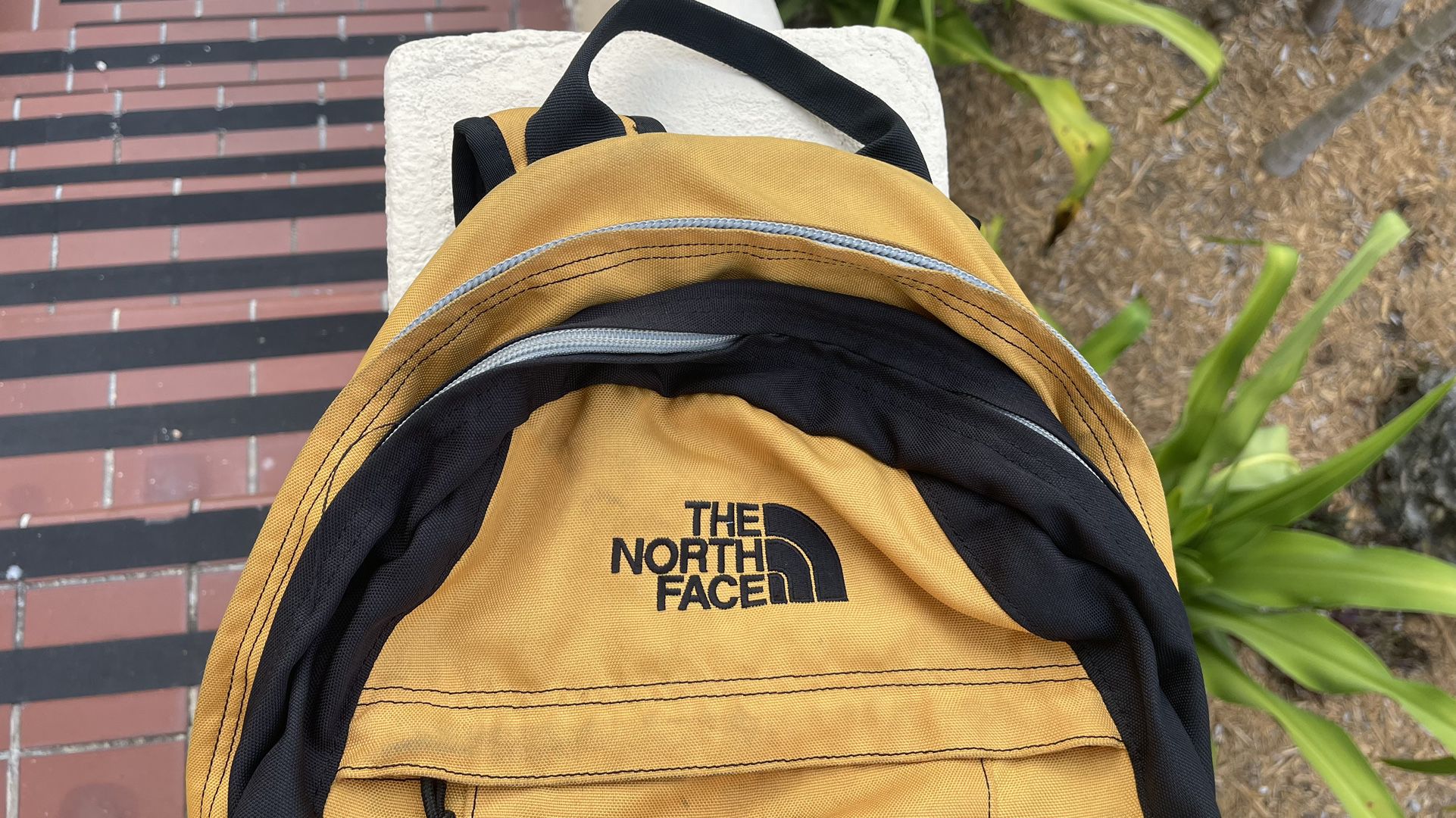 North Face Yavapai Backpack - Yellow, Excellent Condition
