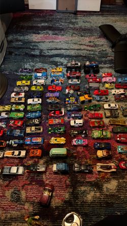 Whole Lot of Hot wheels-some from 90’s