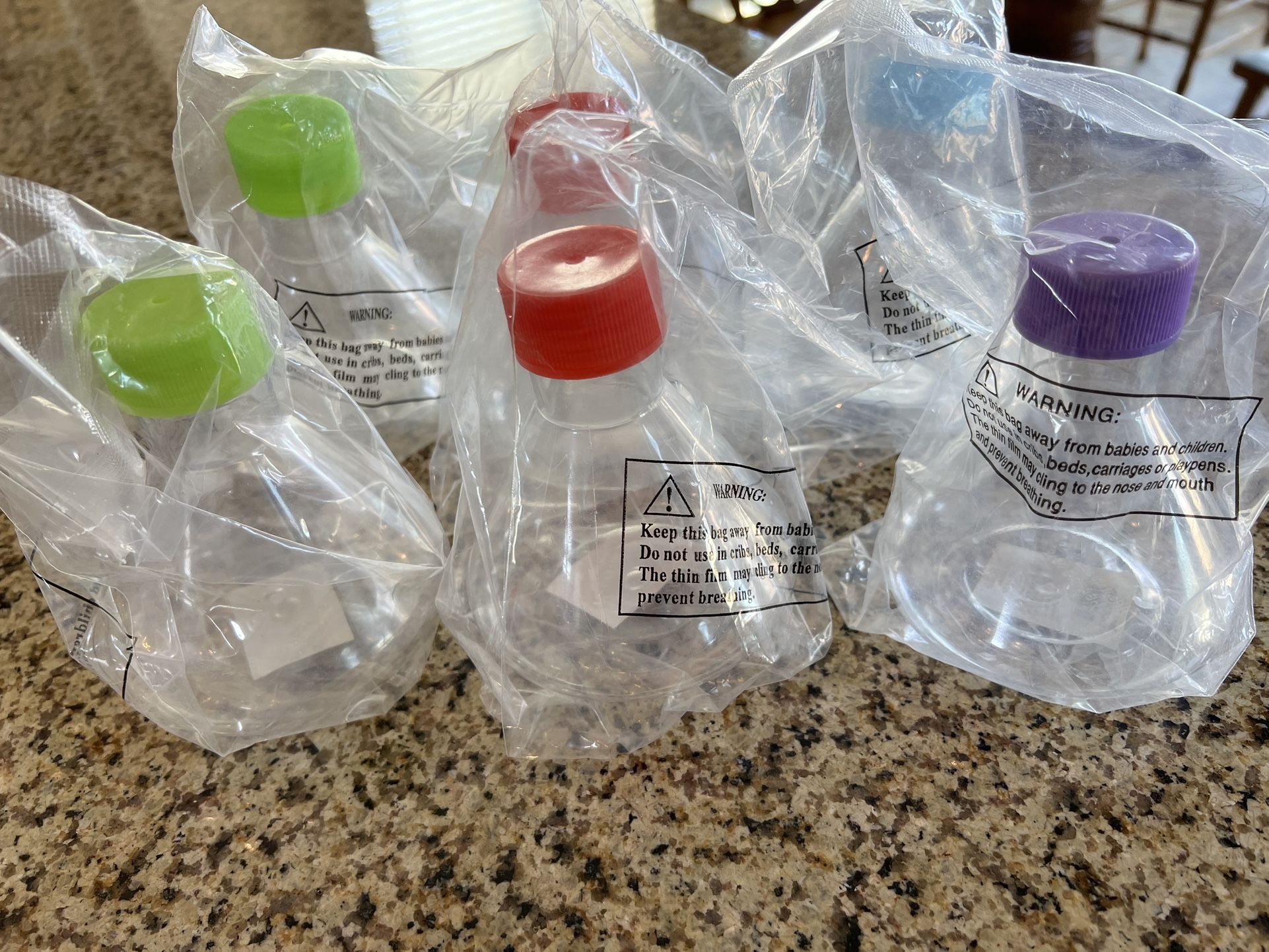 New Beaker Style Plastic Cups