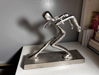 Dec Figurine