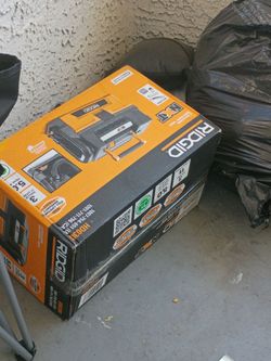 Shop vacuum