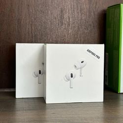 Open Box Apple AirPods Pro -  PAYMENTS AVAILABLE LOW AS $1 DOWN  - NO CREDIT NEEDED