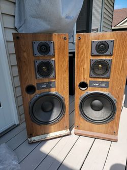 Sanyo Speakers