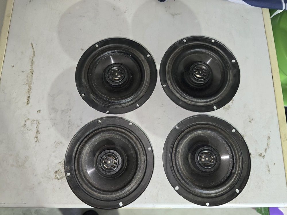14-23 Harley Davidson OEM 6.5 Speakers $20