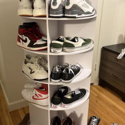 Rotating Shoe Rack